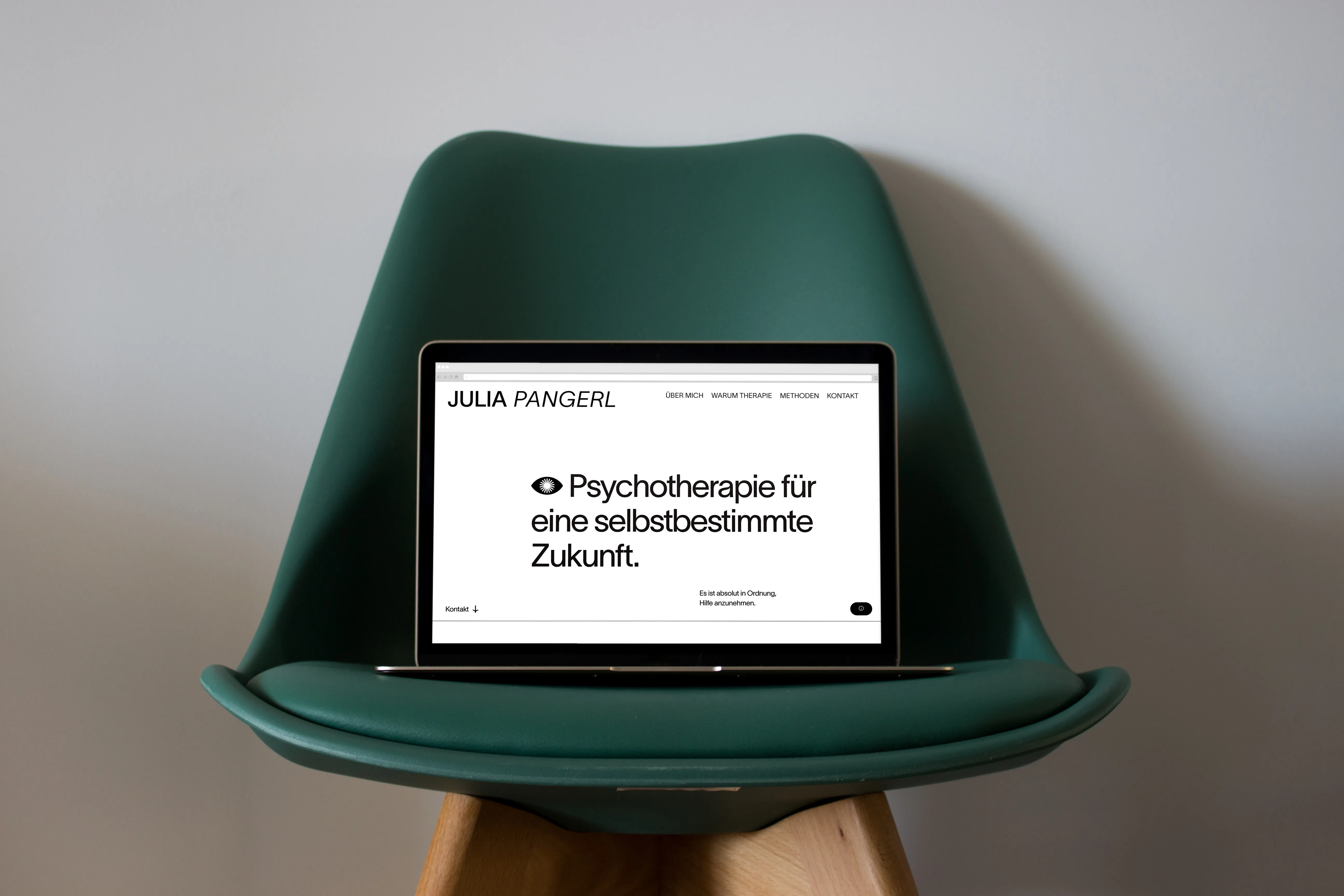 Julia Pangerl Website Mockup